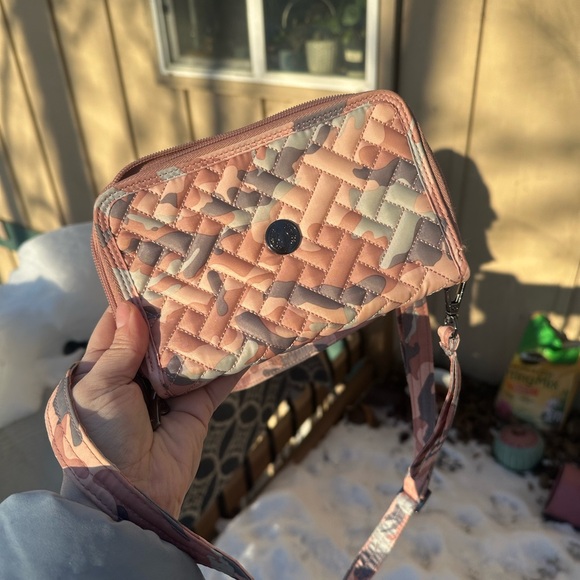 lug Handbags - Lug Quickstep Convertible Wallet - Quilted Pink Camo